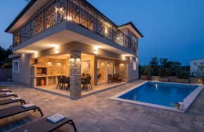 Villa with nice pool, luxuriously furnished, quiet area - by TRAVELER tourist agency Krk ID2389